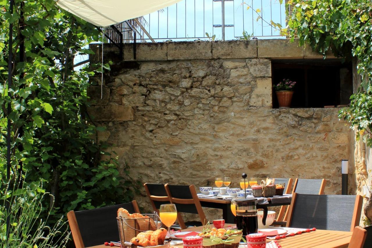 Bed and Breakfast Relais De La Renaissance Saint-Michel-de-Montaigne Exteriér fotografie