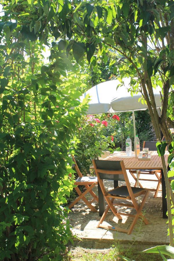 Bed and Breakfast Relais De La Renaissance Saint-Michel-de-Montaigne Exteriér fotografie